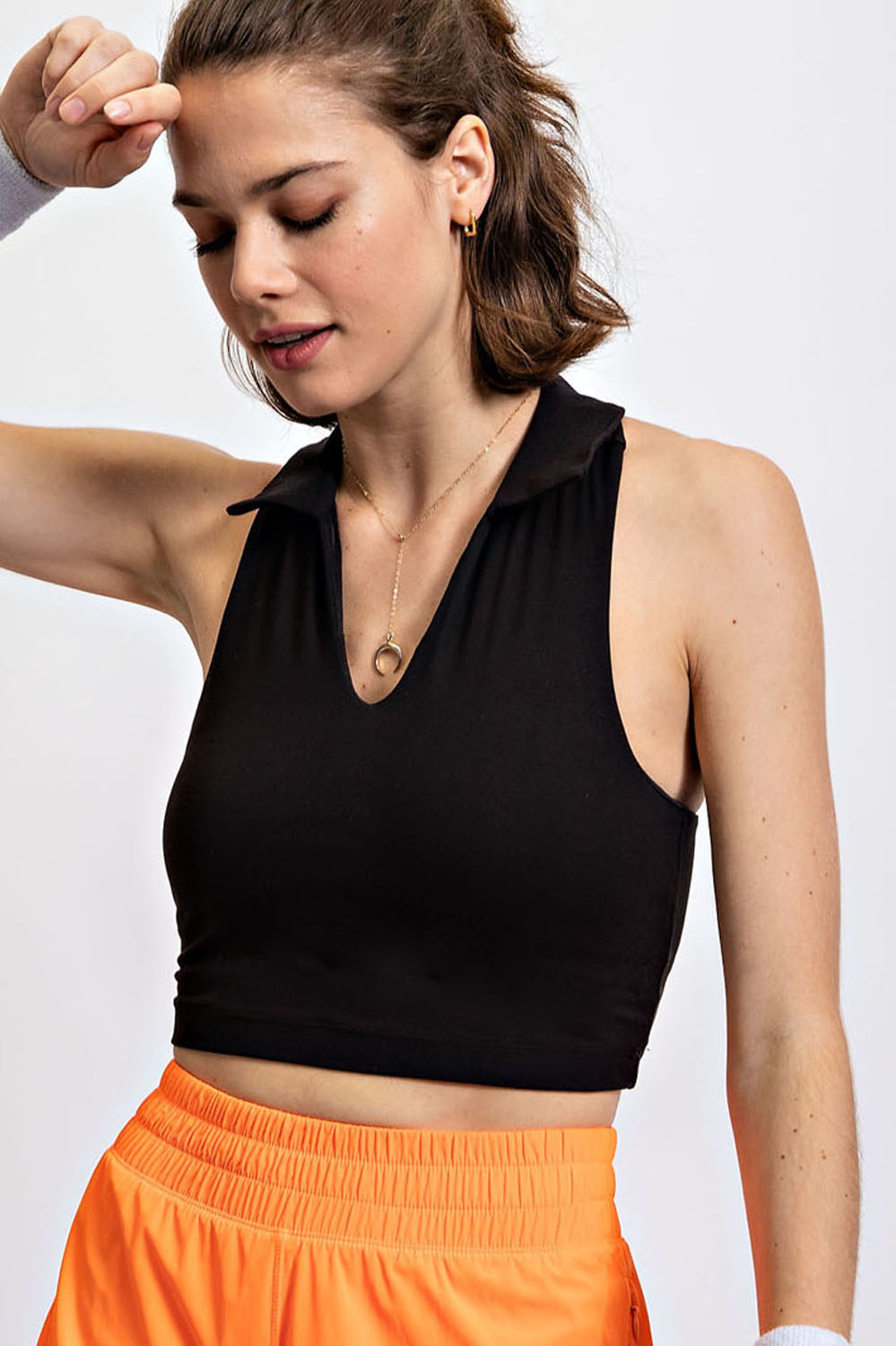 BUTTER COLLARED CROPPED SPORTS TANK
