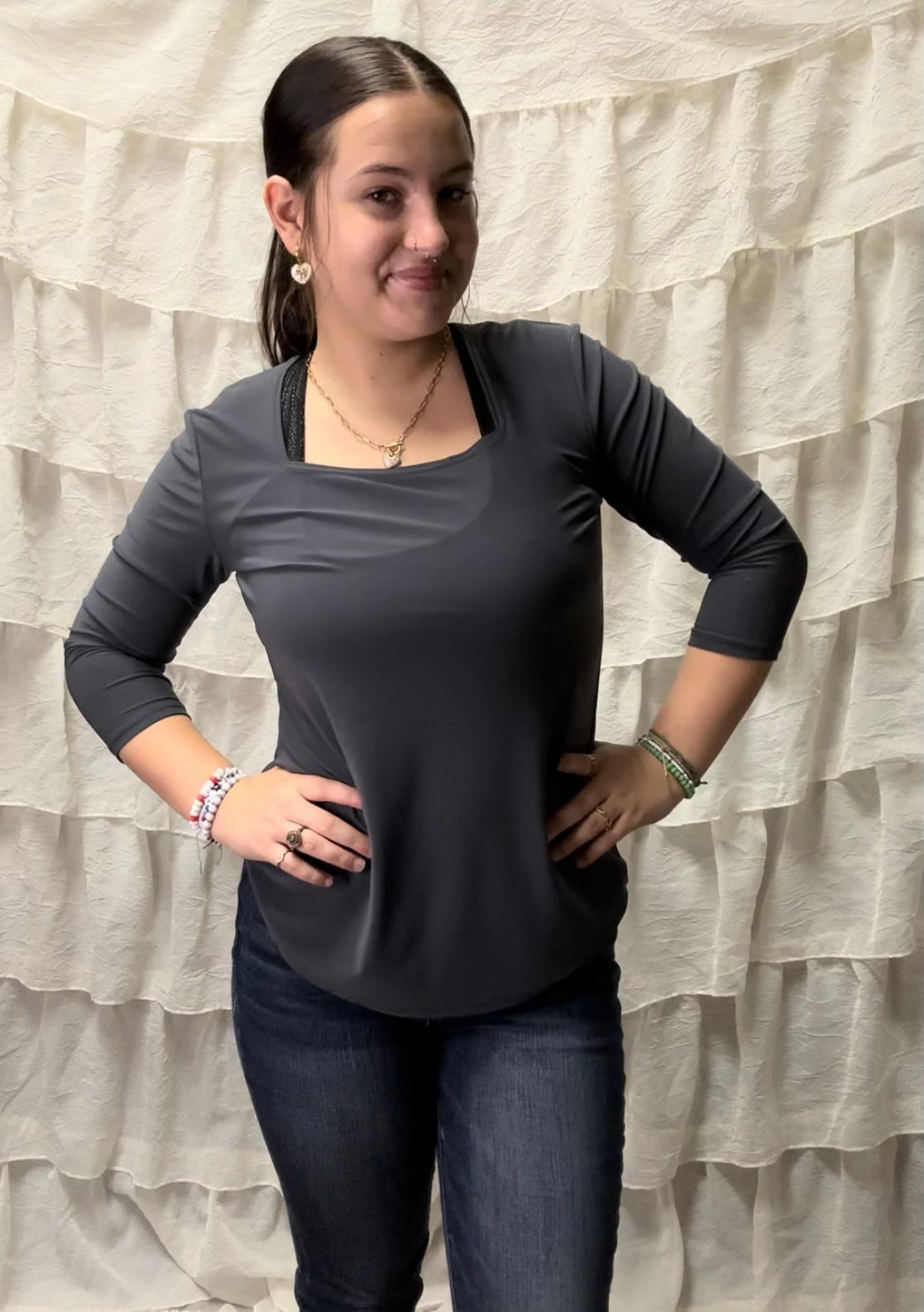 UNI-Gris Top Square Neck Top