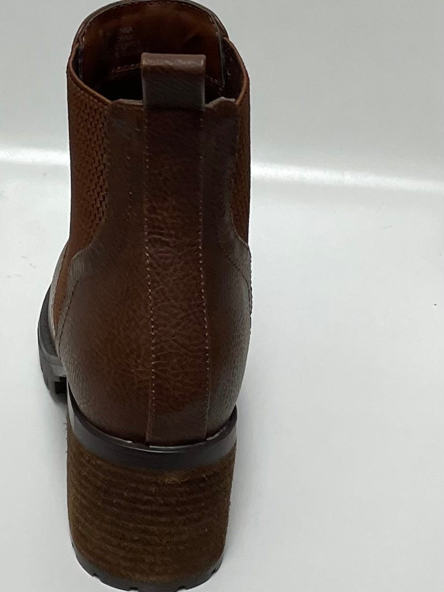 MIA JONNA LUG Ankle Boot