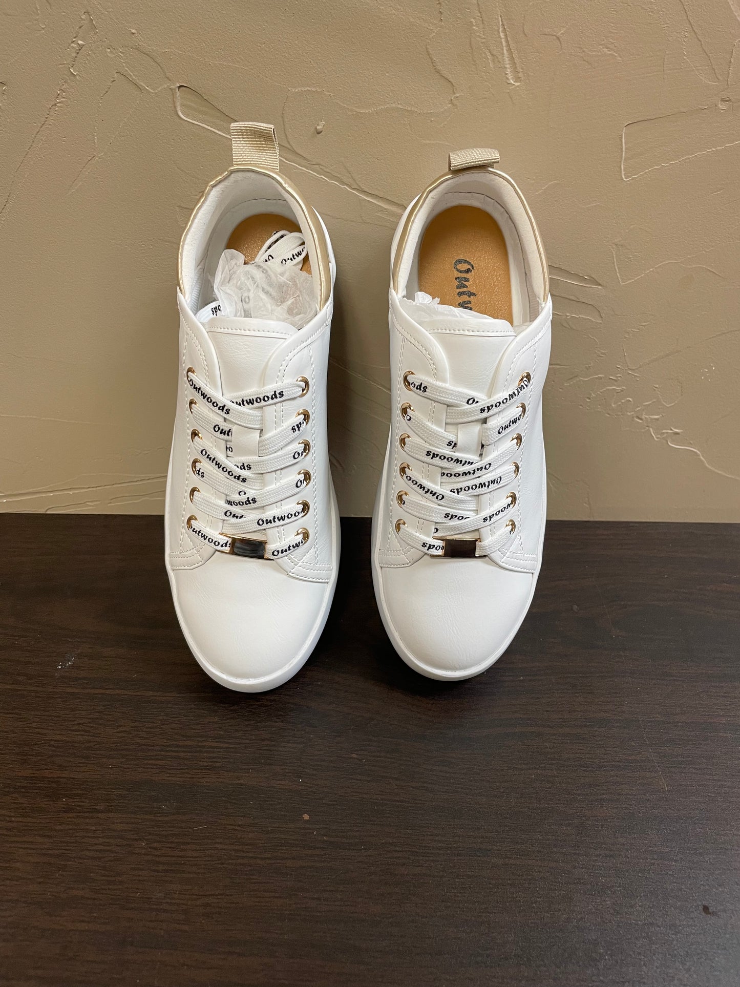 OUTWOODS  Shauna Gold Combo Sneaker