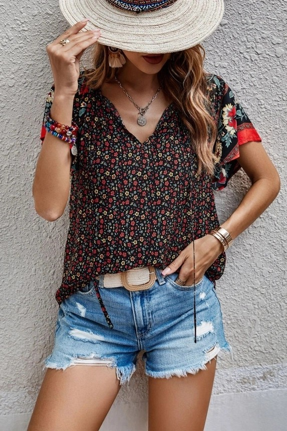 BOHO V NECK